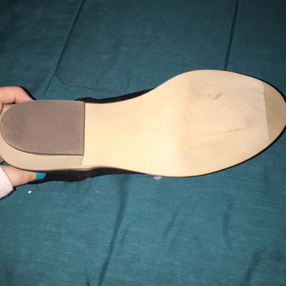 Suede bootie - Picture 2 of 4